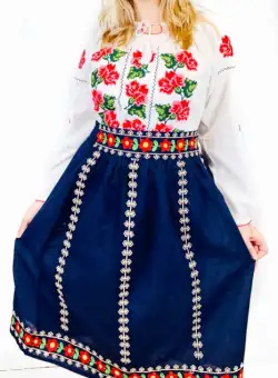 Fusta Traditionala Alina 2