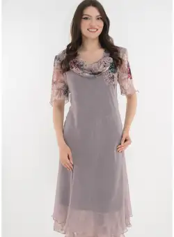 Rochie eleganta din voal roz-pudra cu imprimeu floral