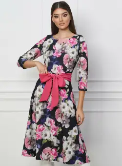 Rochie Karina neagra cu imprimeuri florale roz si cordon in talie