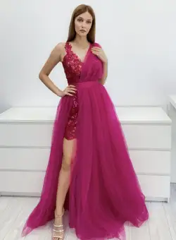 Rochie lunga din tull cu slit pe picior