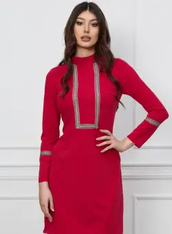 Rochie Moze fucsia cu guler tunica si motive traditionale