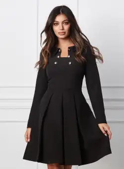 Rochie Moze neagra scurta cu nasturi la bust