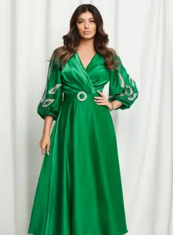 Rochie Nicole verde cu strasuri pe maneci si curea in talie