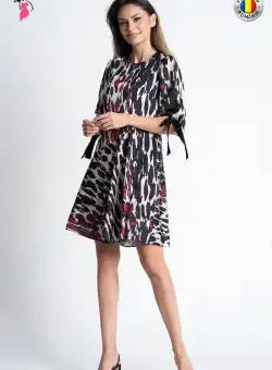 Rochie Xara eleganta animal print bie cu taietura asimetrica