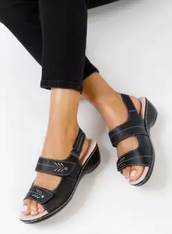 Sandale cu toc mic Devika negre