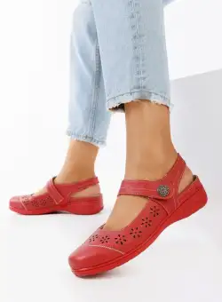 Balerini dama Scarlet Rosii