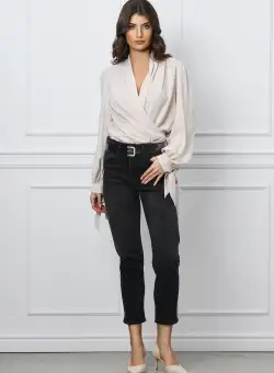 Blugi Erika negri cu buzunare si curea