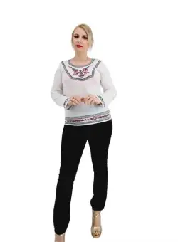 Bluza alba cu broderie - Cati 2