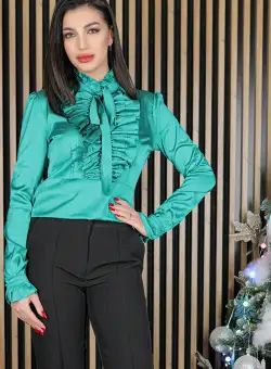 Bluza MBG verde cu volanas la bust