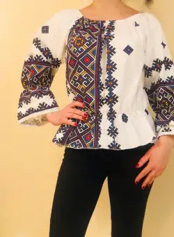 Bluza stilizata cu motive traditionale Daniela 3