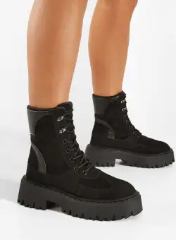 Bocanci dama negri Ermitas