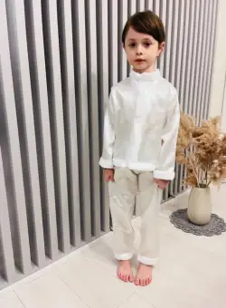 Costum cu tematica Om de zapada