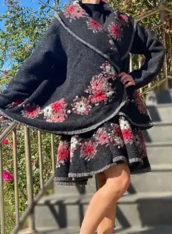 Costum din lana Anisoara 3