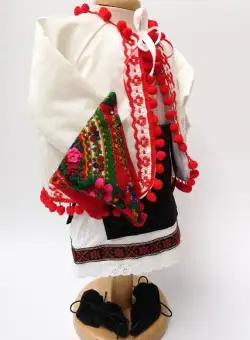 Costum National Botez Delia