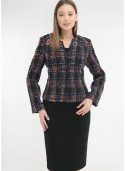 Costum - sacou cu model in carouri multicolore si fusta neagra