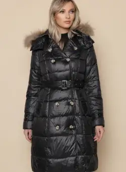 Geaca neagra cu blana naturala si inchidere cu doua randuri de nasturi