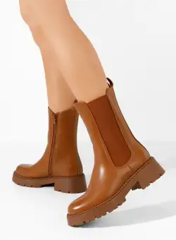 Ghete chelsea dama Dorota camel