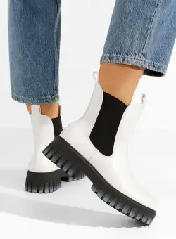 Ghete chelsea dama Tiziana albe