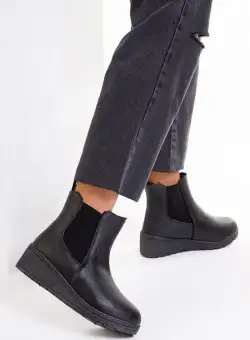 Ghete cu platforma negre Daronia V1