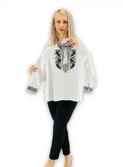 Ie Traditionala baieti Bradut 7