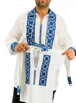 Ie Traditionala baieti Stefan 8