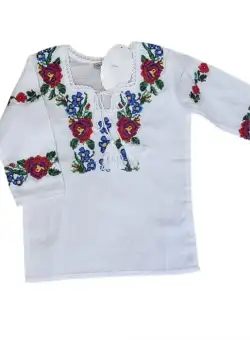 Ie traditionala fetita Marta 8