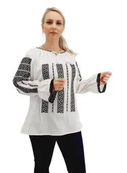 Ie Traditionala Ionica 4