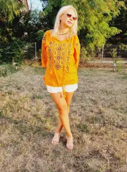 Ie Traditionala Iris 49