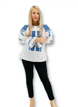 Ie Traditionala Liliana