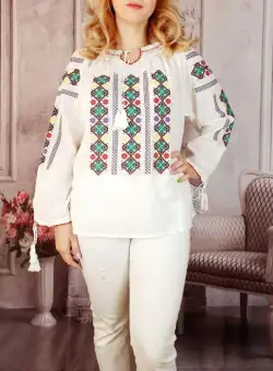 Ie traditionala Sabina