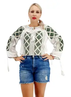 Ie Traditionala Varvara 4