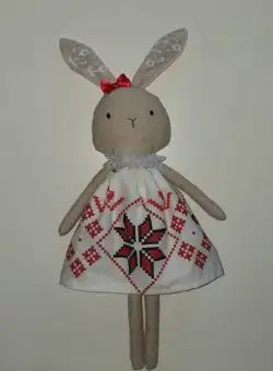 Jucarie lucrata manual - Iepurila 2