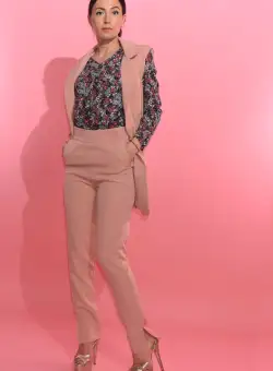 Pantaloni office bej cu talie inalta si buzunare laterale