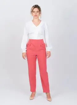 Pantaloni office corai cu pense la talie si inchidere