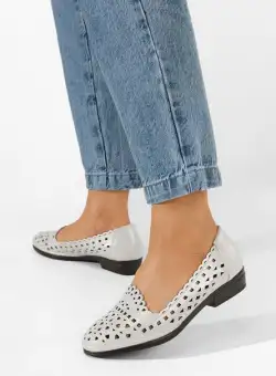 Pantofi cu toc mic Marta albi