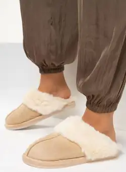 Papuci de casa pufosi bej Joka