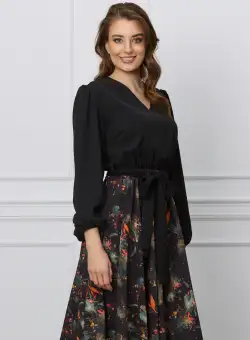 Rochie Dy Fashion neagra cu imprimeu pe fusta si cordon in talie