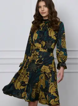 Rochie Iris verde din satin cu imprimeuri galben mustar