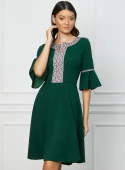 Rochie Moze verde cu imprimeu pe bust si maneci clopot