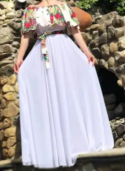 Rochie stilizata cu motive florale Natasha