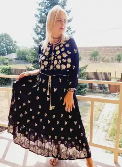 Rochie Traditionala cu broderie Sara 7