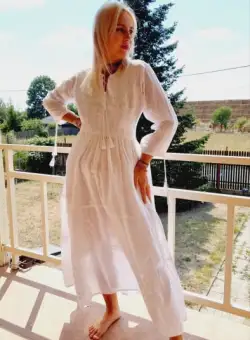 Rochie Traditionala cu broderie Sara 8