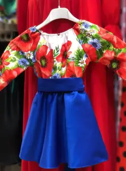 Rochita cu motive traditionale cu Maci 5