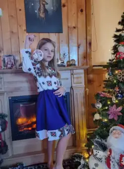 Rochita stilizata cu motive traditionale Laura 15