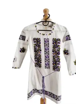 Rochita Traditionala Greta 7