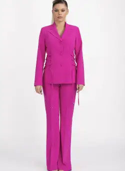Sacou cambrat fucsia cu snur reglabil in laterale