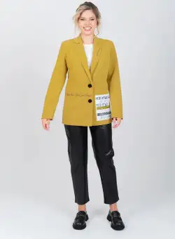 Sacou galben mustar cu buzunare laterale si inchidere cu doi nasturi