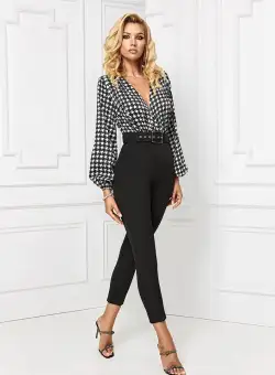 Salopeta eleganta neagra cu partea superioara cu imprimeu alb