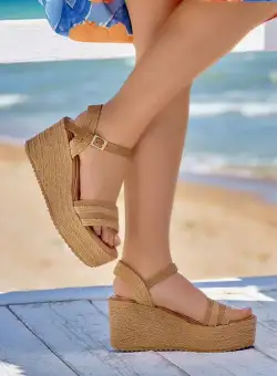 Sandale cu platformă Flavia camel