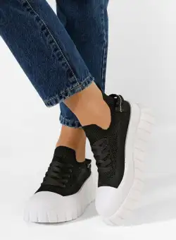 Tenisi dama Andromeda negri